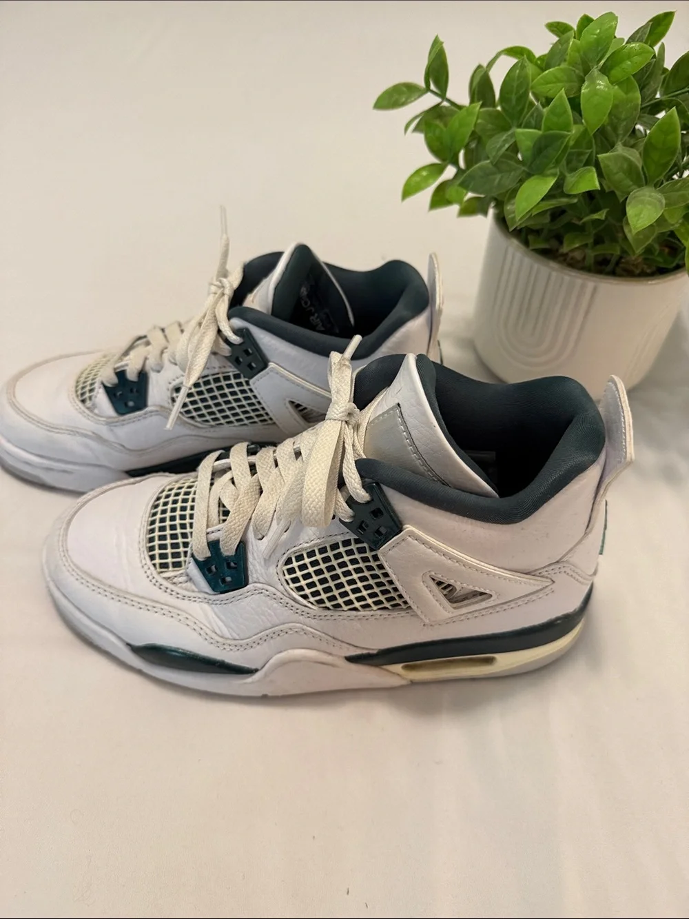 Kid’s Air Jordan 4 White and Dark Green Youth 4.5
